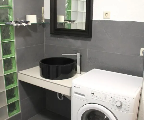 Steile Wand アパート